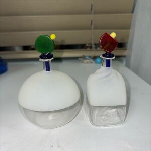 Artistic Glass Perfume Bottles with Colorful Stoppers